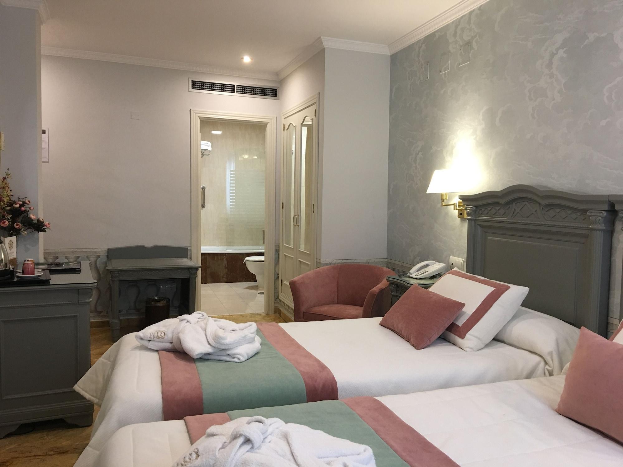 Adriano Boutique Sevilla Екстериор снимка