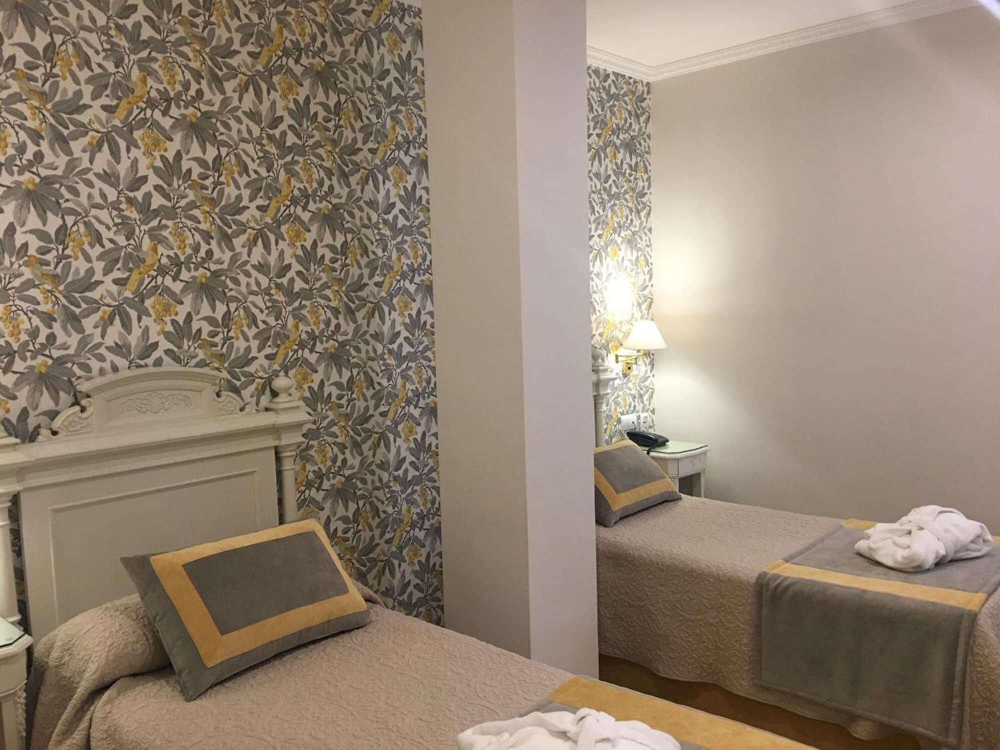 Adriano Boutique Sevilla Екстериор снимка