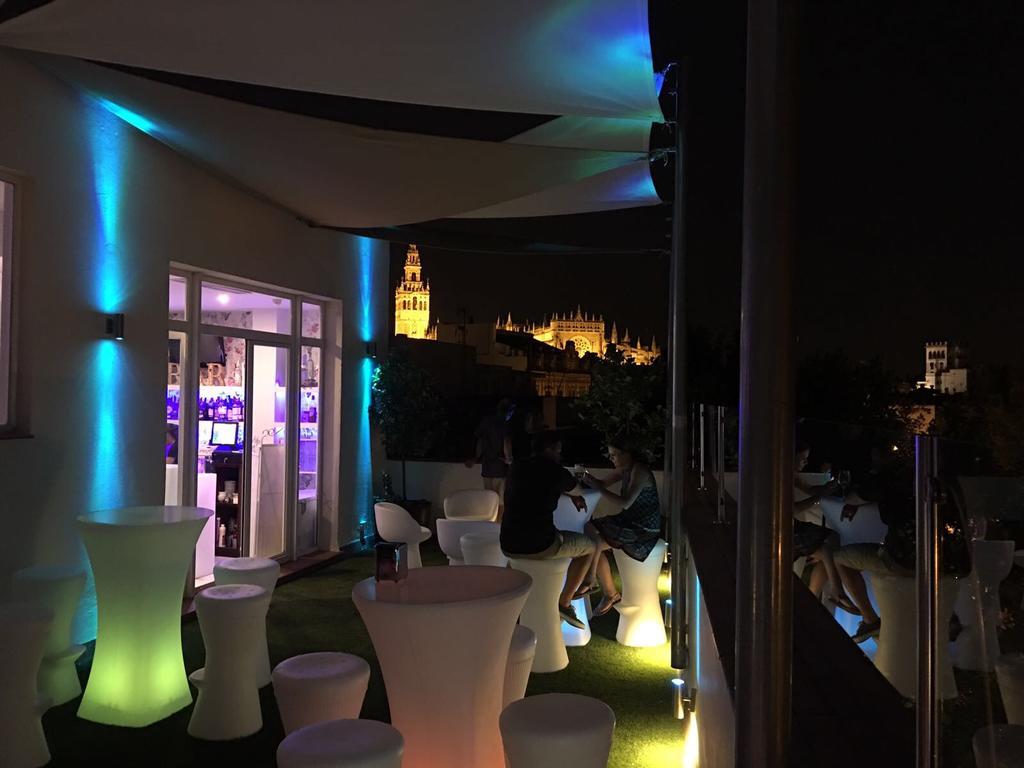Adriano Boutique Sevilla Екстериор снимка
